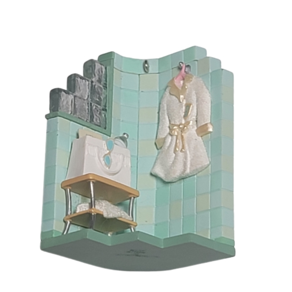 BARBIE Hallmark Keepsake 2007 Spa Day Barbie Ornament